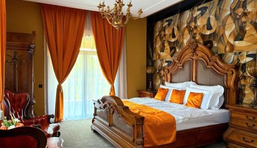King Room with Balcony