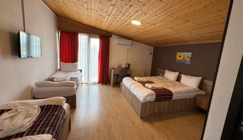 Quadruple Room with Balcony