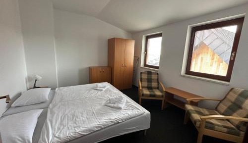 Economy Twin Room