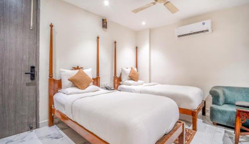 Standard Twin Room