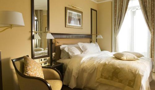 Classic King Room