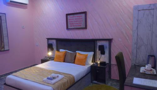 Double Room with Private Bathroom
