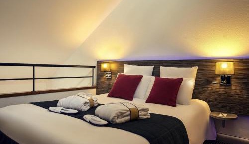 Duplex Privilege Room with a double bed and single sofa bed
