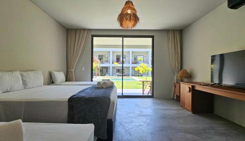 Suite with Pool View