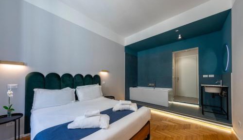 Double Room with Spa Bath