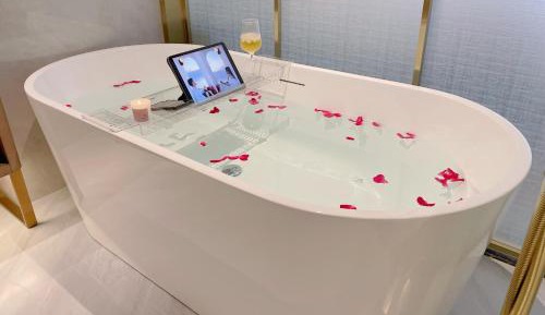 Deluxe Double Room with Bath