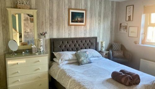 Deluxe King Room