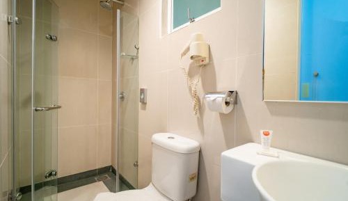 Single Room (Complimentary Scheduled Shuttle Service)