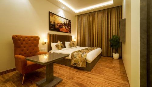 Deluxe King Room