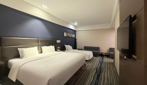 1 King 1 Single Suite (No Window）
