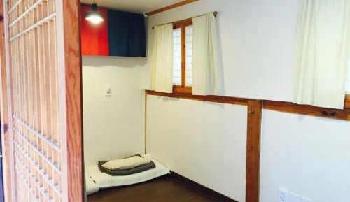 Twin Room with Shared Bathroom