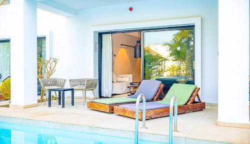 King Room with Pool View