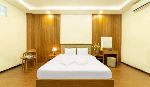 King Room with Balcony
