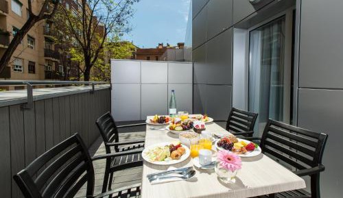 Suite (2 Adults)