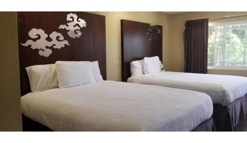 Queen Bed Non-Smoking