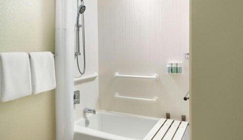 King Room with Sofa Bed and Adapted Tub - Mobility and Hearing Accessible