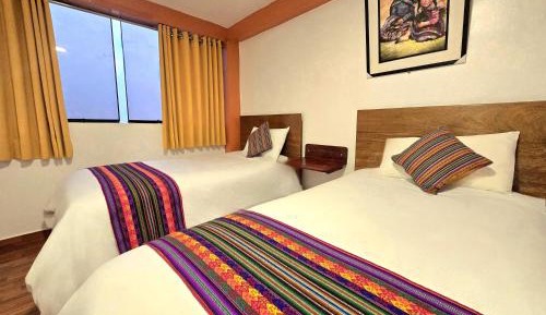 Twin Room with Private Bathroom