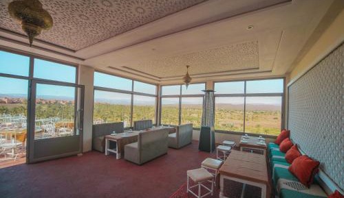 Family Room with Mountain View
