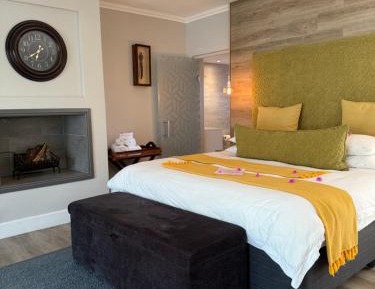 Honeymoon Garden Facing Room