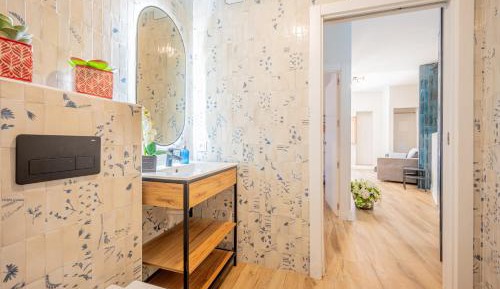 Two-Bedroom Deluxe Apartment
