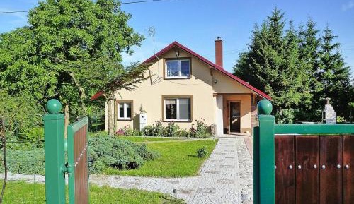 Three-Bedroom Holiday Home 