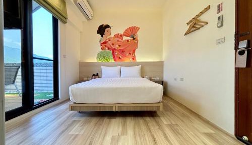 Double Room with Mountain View