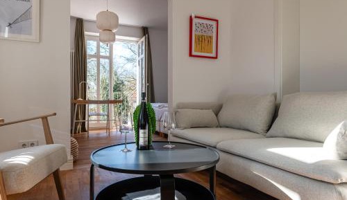 One-Bedroom Apartment with Balcony