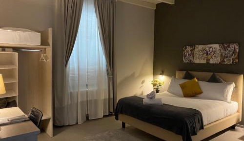 Quadruple Room with Private Bathroom