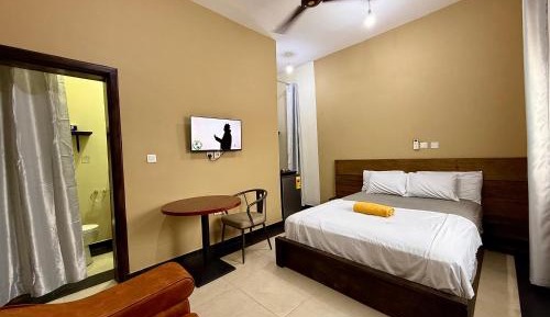 Queen Suite
