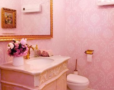 Single Room with Shared Bathroom