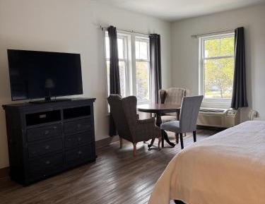 King Suite with Balcony