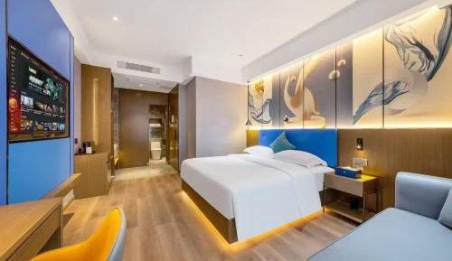 Queen Room