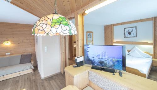 Apartment with Lake View