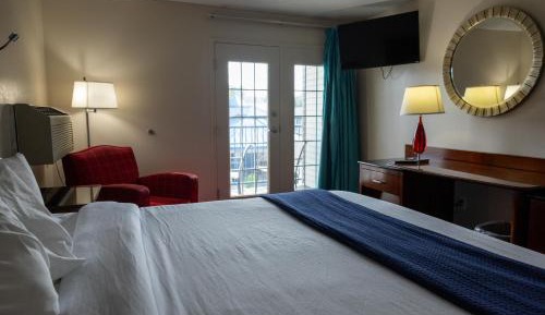 King Room with Balcony