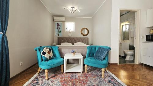 Deluxe Double Room with Shower