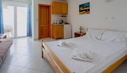 Studio Apartment with Sea View