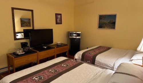 Queen Room with Two Queen Beds