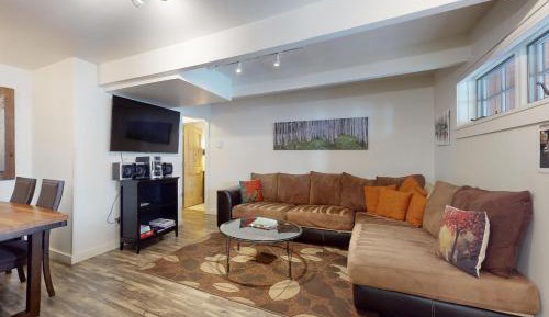 Two Bedroom Apartment 