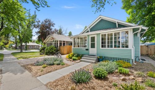 Three-Bedroom Holiday Home 