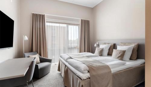 Comfort Queen Room