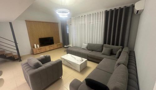 Apartment with Garden View