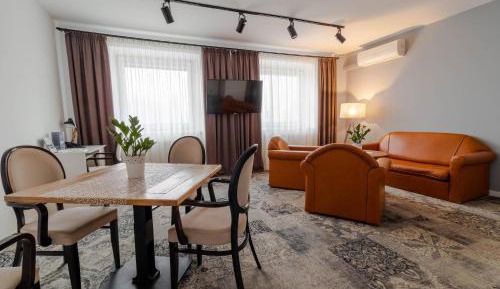 Deluxe Suite