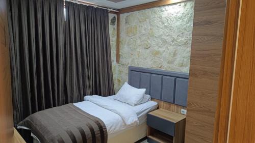 Budget Single Room