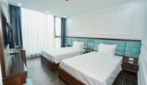 Twin Room with View