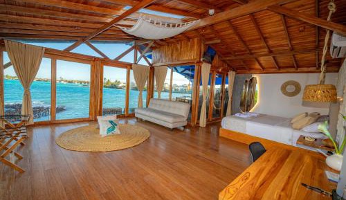 Signature Suite