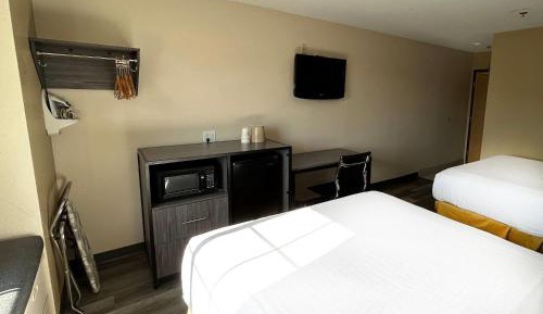 Queen Room with Two Queen Beds