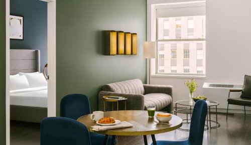 One-Bedroom Superior Apartment with King or Queen Bed