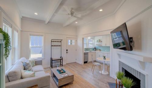 One-Bedroom Holiday Home
