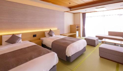 Superior Japanese-Style-Room holds 4 people - Shower Only - Non-Smoking