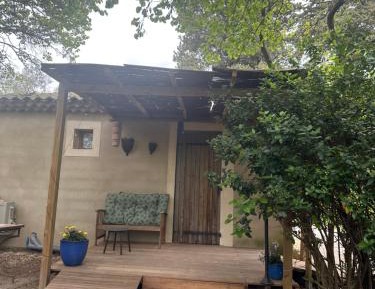 Studio with Garden View - Annex